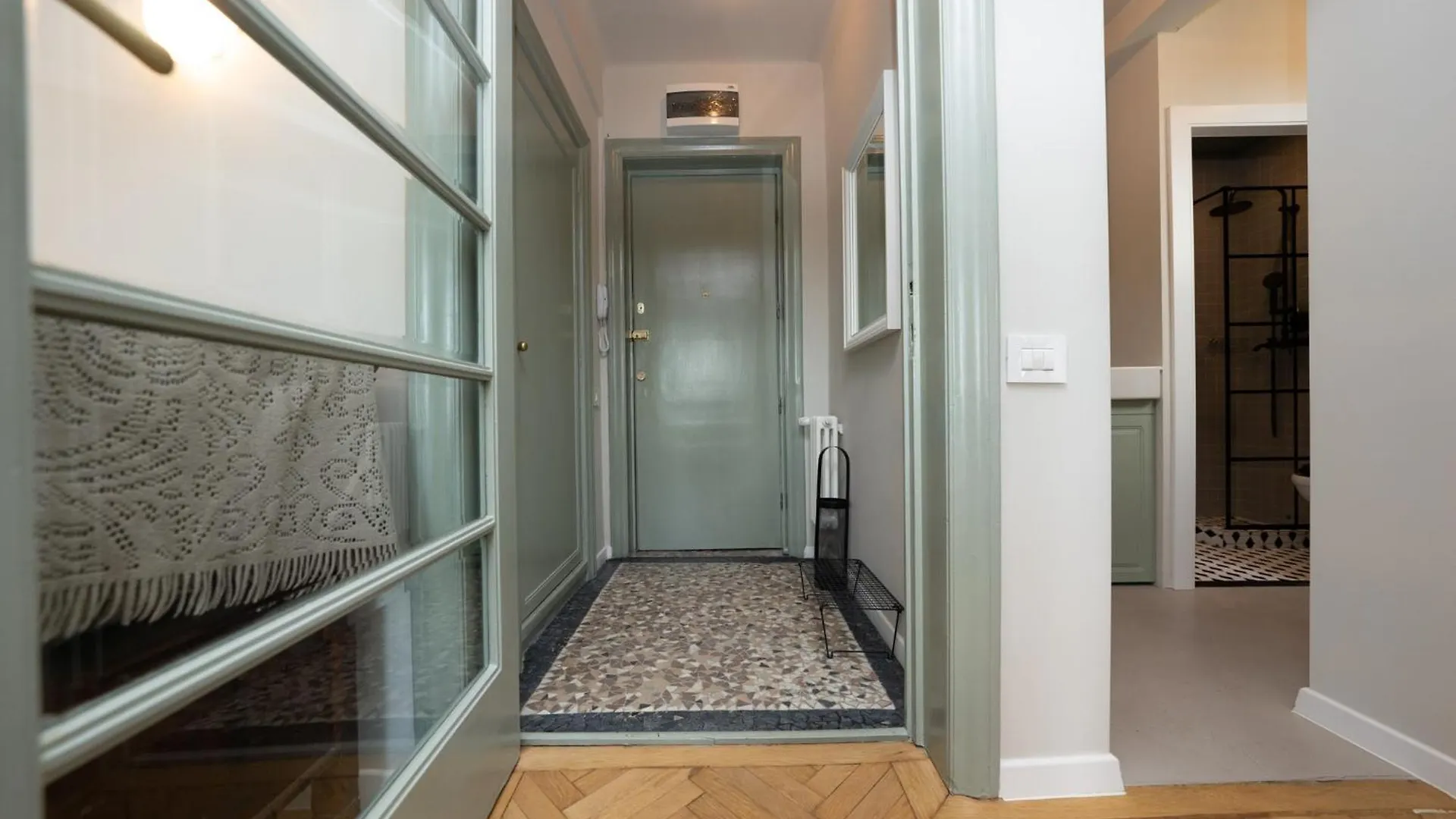 Aventurine Cismigiu Park Apartment Bucharest